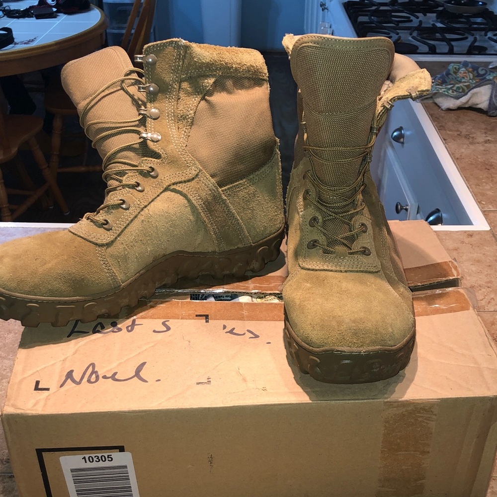Vibram chayote tan Combat Boots